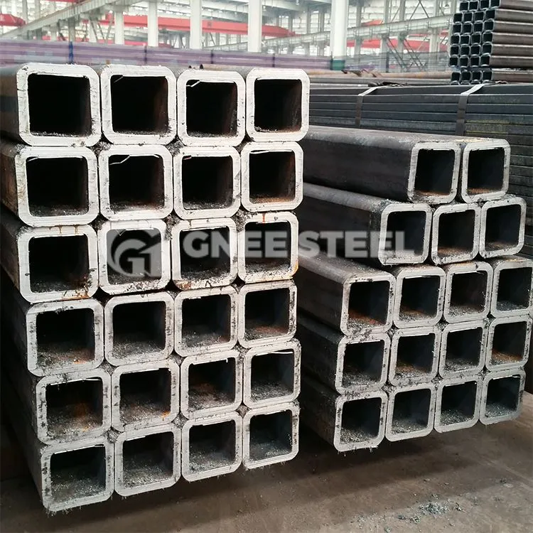 Tube Cearnóg STK500